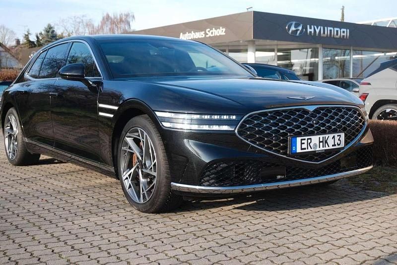 Gebraucht Genesis G90 415 PS (305 kW) 2024 Schwarz Limousine