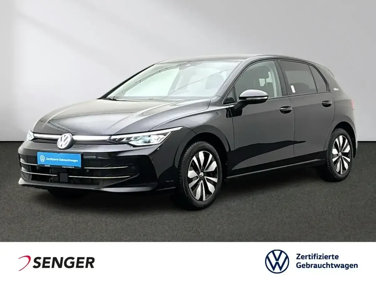Gebraucht VW Golf VIII Life 150 PS (110 kW) 2025 Limousine
