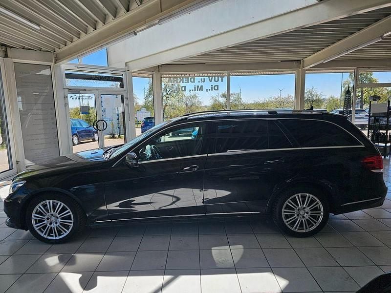 Gebraucht Mercedes E350 258 PS (189 kW) 2014 Schwarz Kombi