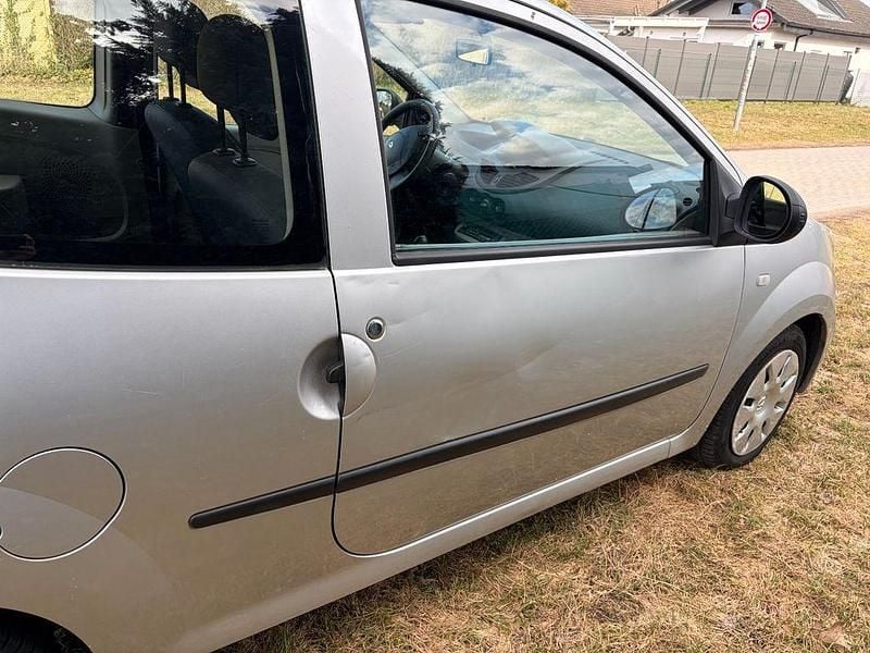 Gebraucht Renault Twingo Authentique 58 PS (42 kW) 2008 Silber Kleinwagen