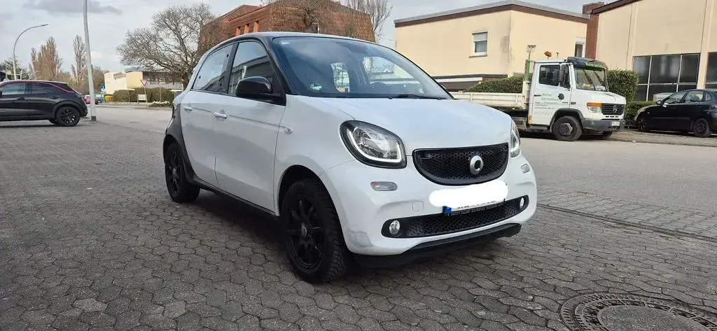 Usata Smart ForFour 90 CV (66 kW) 2016 Nero Utilitaria