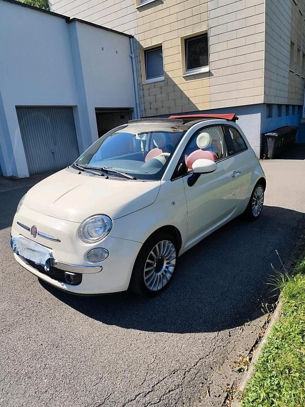 Weiß Gebraucht 2010 Fiat 500C Lounge Cabrio | 5.299 € (Fairer Preis) - Bild 1/4