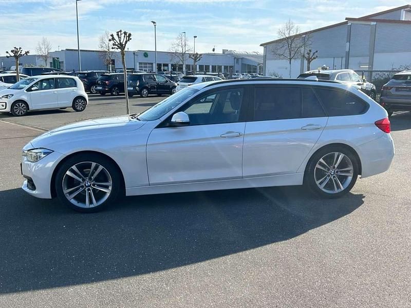 Usata BMW 320 Efficient Dynamics 163 CV (119 kW) 2017 Bianco Station wagon