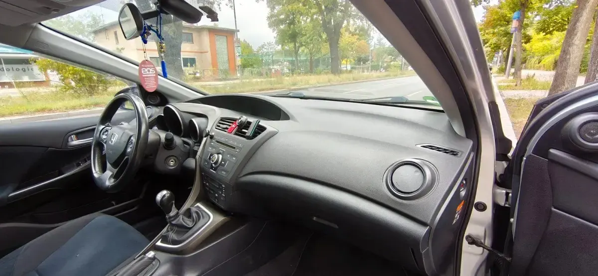Gebraucht Honda Civic Sport 100 PS (73 kW) 2013 Grau Limousine