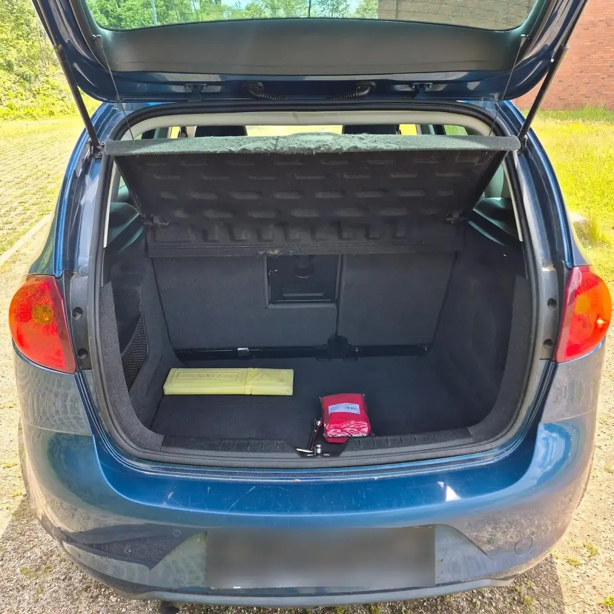 Gebraucht Seat Altea 105 PS (77 kW) 2014 Blau Limousine