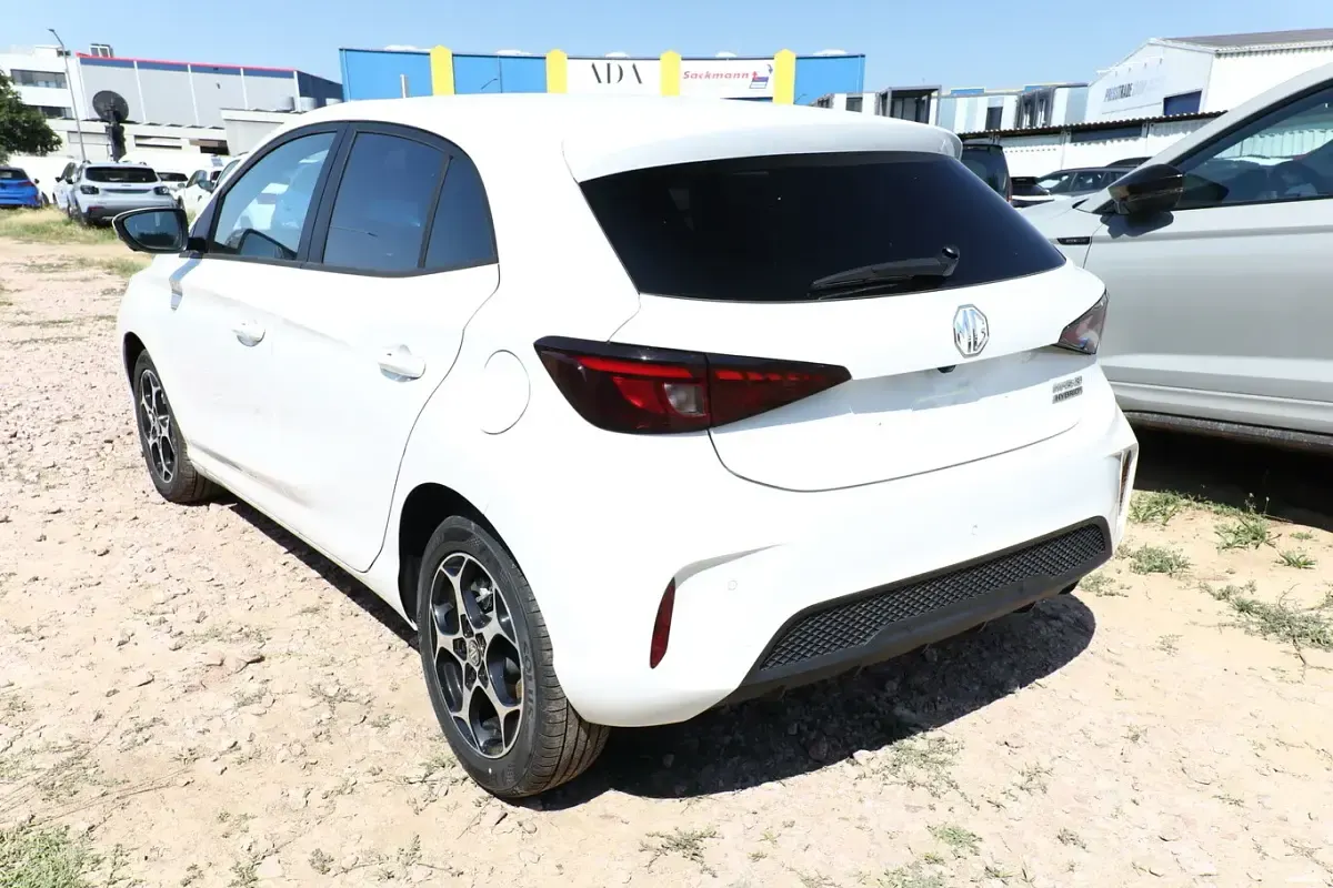 Neu MG MG3 Luxury 194 PS (142 kW) 2026 Weiss Kleinwagen