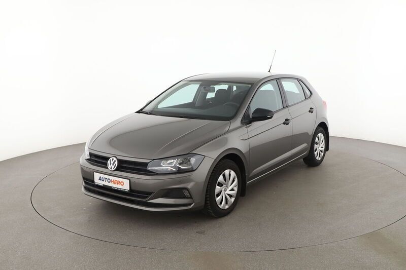 Grau Gebraucht 2018 VW Polo Trendline Limousine | 11.890 € (Guter Preis) - Bild 1/4