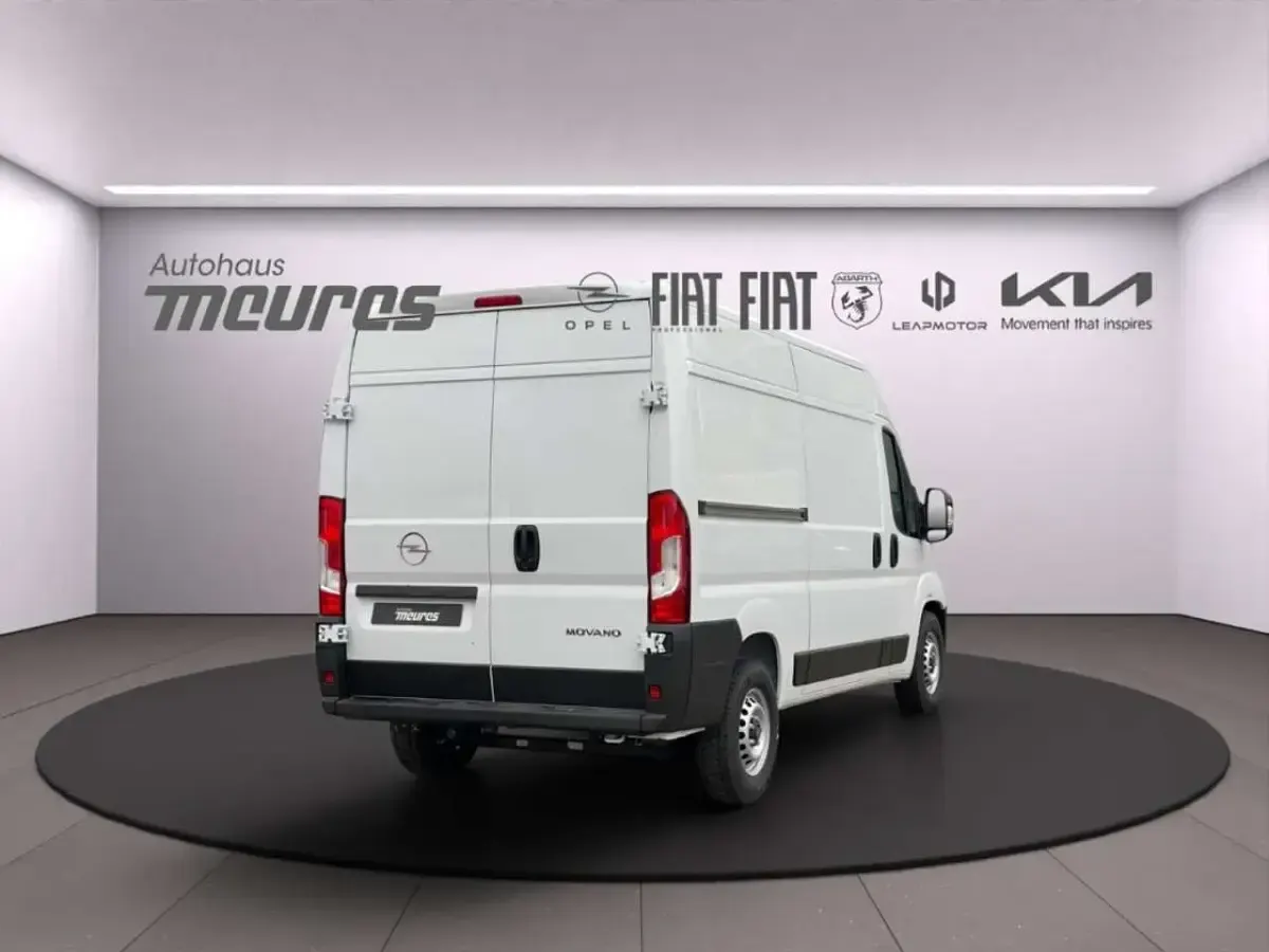 Neu Opel Movano 140 PS (102 kW) 2025 Weiss Van