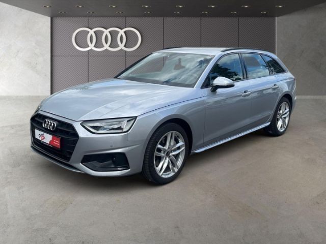 Florettsilber metallic/florettsilber metallic Gebraucht 2021 Audi A4 Advanced Kombi | 24.850 € (Guter Preis) - Bild 1/3