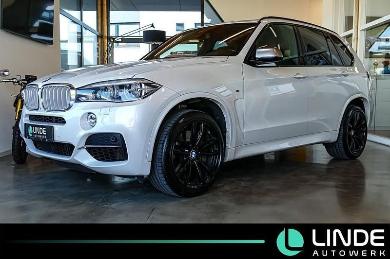 Mineralweiss metallic Gebraucht 2017 BMW X5 M Performance SUV | 28.900 € (Superpreis) - Bild 1/4