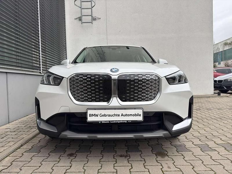 Gebraucht BMW iX1 Performance 225 kW (306 PS) 2023 Weiß SUV