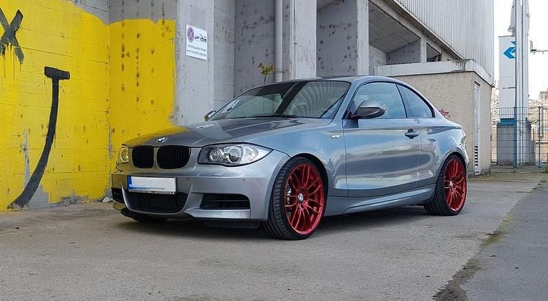 Gebraucht BMW 135 Performance 306 PS (225 kW) 2010 Grau Kleinwagen