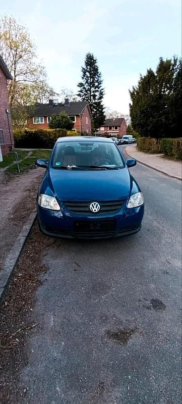 Second-hand VW Fox 55 CP (40 kW) 2005 Albastru Hatchback