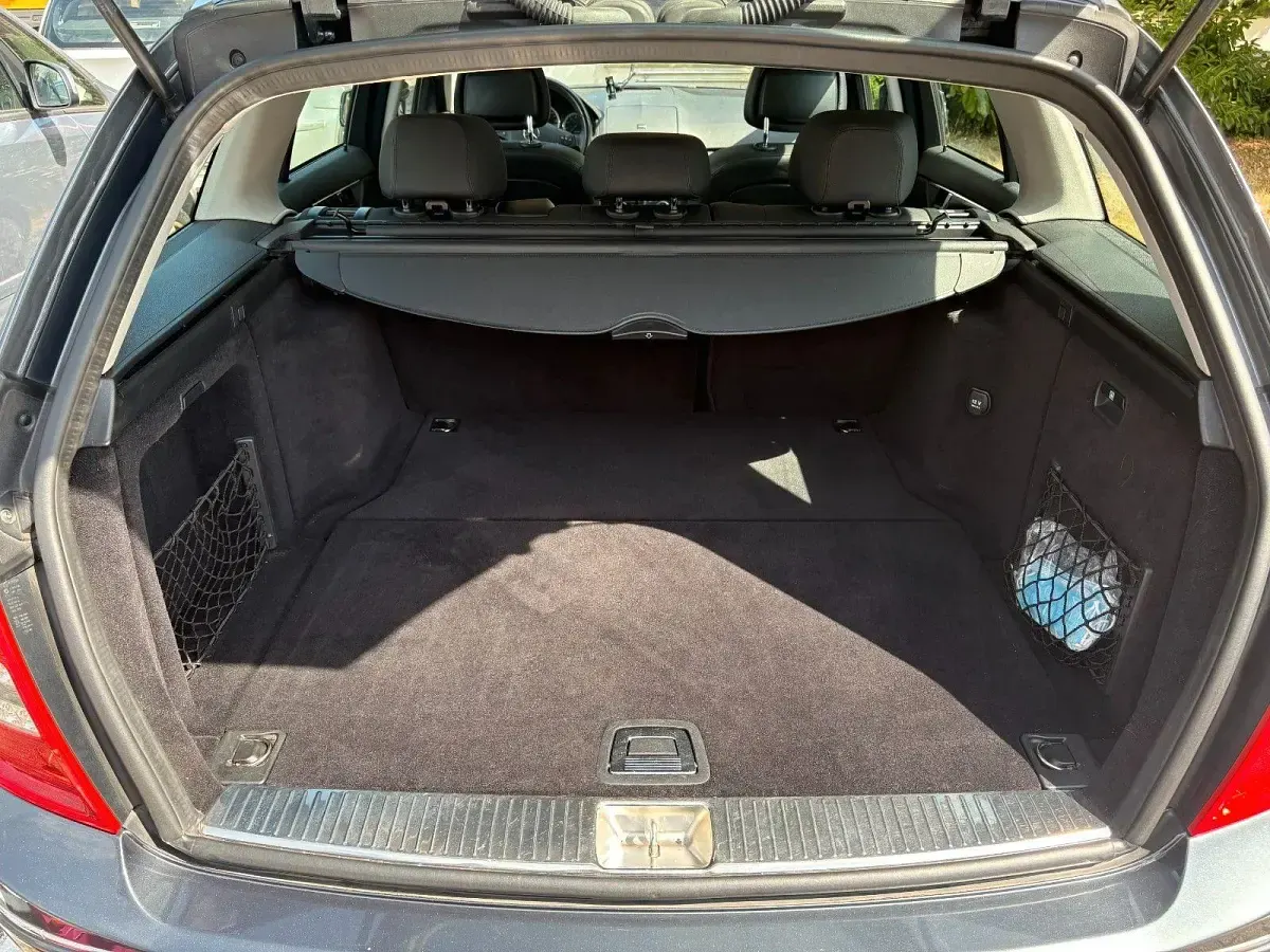 Gebraucht Mercedes C230 Elegance 204 PS (150 kW) 2008 Grau Kombi