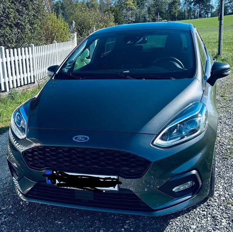 Gebraucht Ford Fiesta ST-Line 101 PS (74 kW) 2018 Grau Kleinwagen