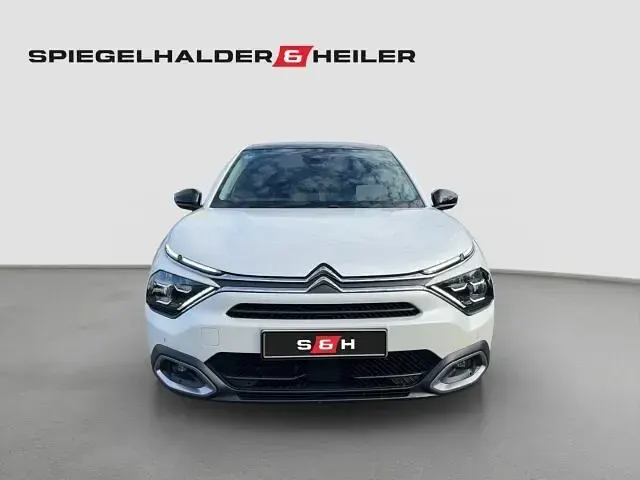 Gebraucht Citroën e-C4 Shine 100 kW (136 PS) 2023 Weiß Limousine