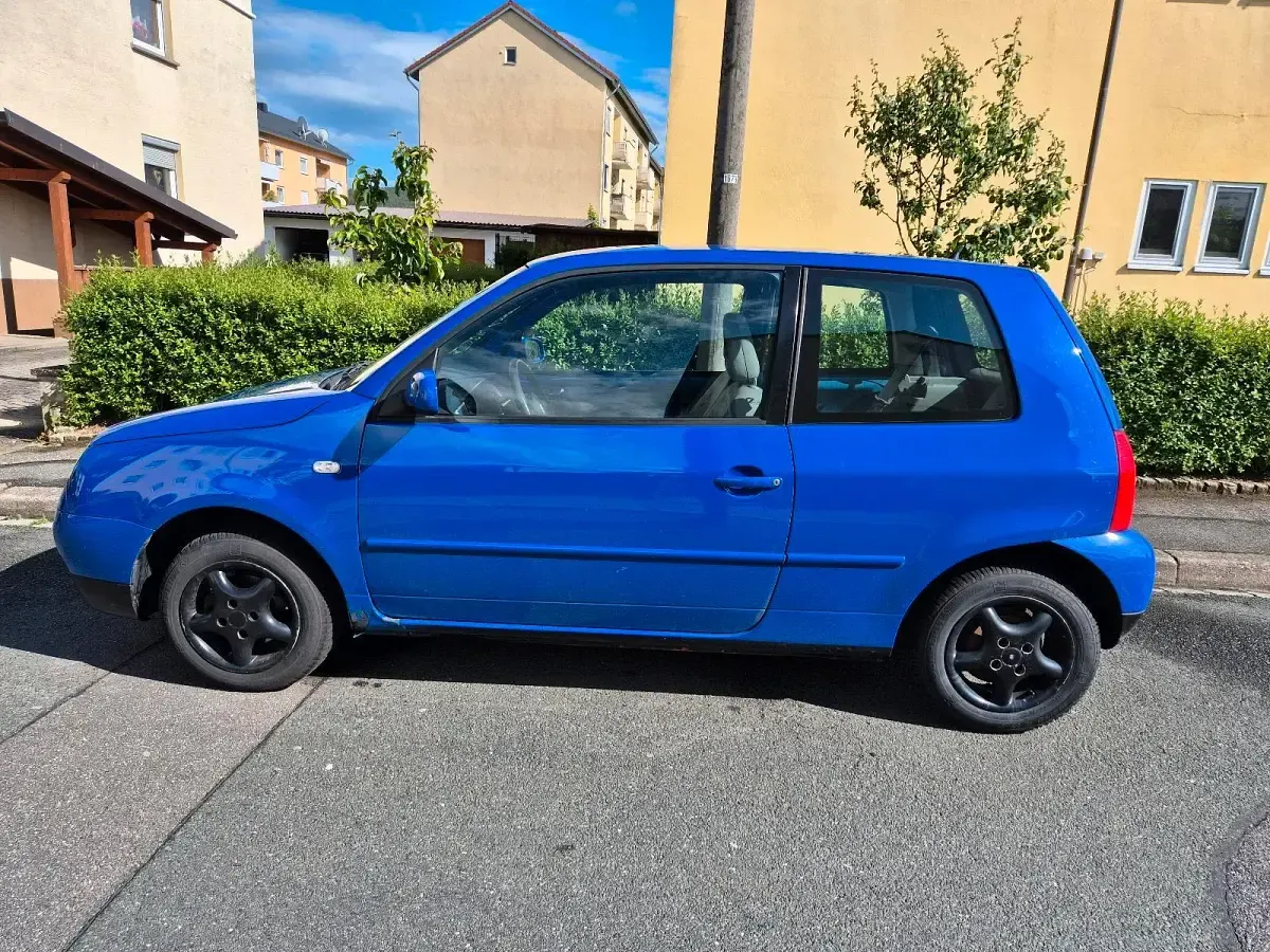 Używany VW Lupo 50 KM (36 kW) 2001 Niebieski Hatchback