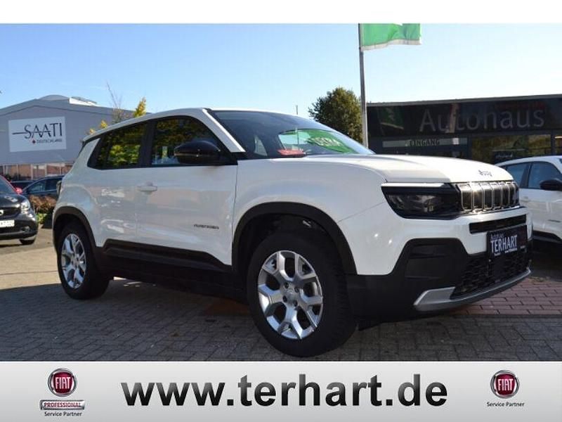 Usado Jeep Avenger Altitude 101 HP (74 kW) 2023 Branco SUV