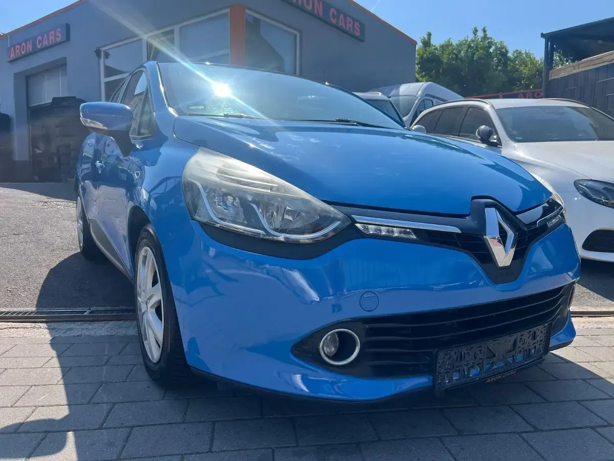 Gebraucht Renault Clio IV Dynamique 90 PS (66 kW) 2015 Blau Kleinwagen