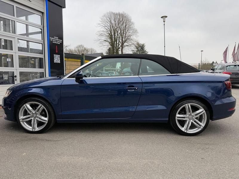 Gebraucht Audi A3 Cabriolet Attraction 150 PS (110 kW) 2015 Blau Cabrio