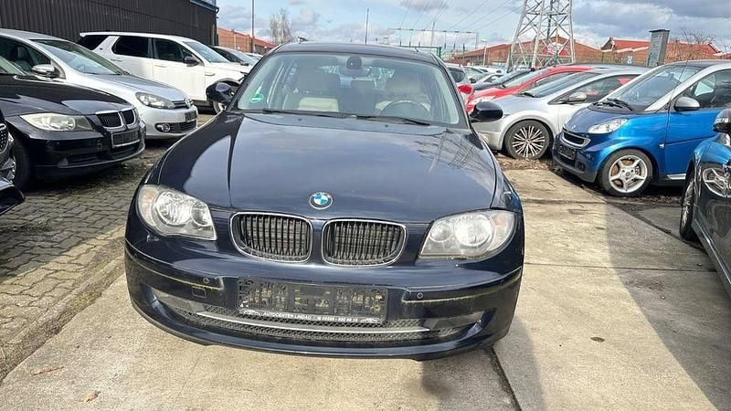 Gebraucht BMW 116 122 PS (89 kW) 2007 Blau Kleinwagen