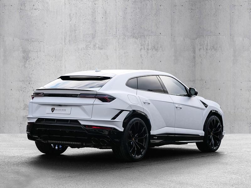 Gebraucht Lamborghini Urus 666 PS (489 kW) 2024 Bianco asopo matt SUV
