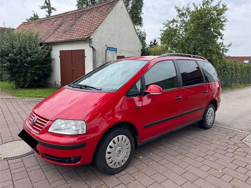 Rot Gebraucht 2004 VW Sharan Van / Kleinbus | 1.599 € (Superpreis) - Bild 1/4