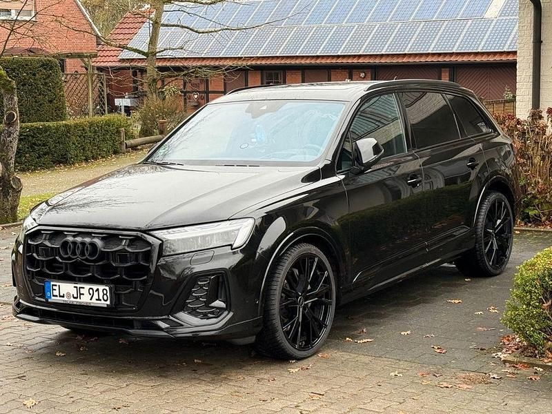 Gebraucht Audi Q7 S-Line 286 PS (210 kW) 2024 Schwarz SUV