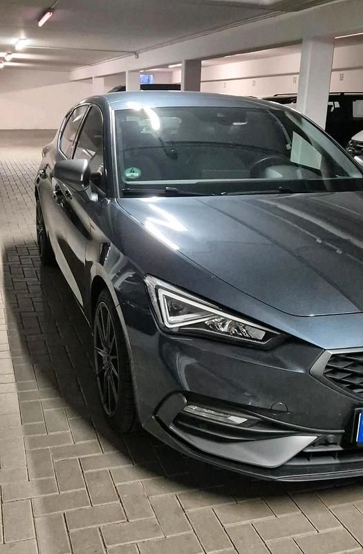 Gebraucht Seat Leon FR 150 PS (110 kW) 2020 Grau Limousine
