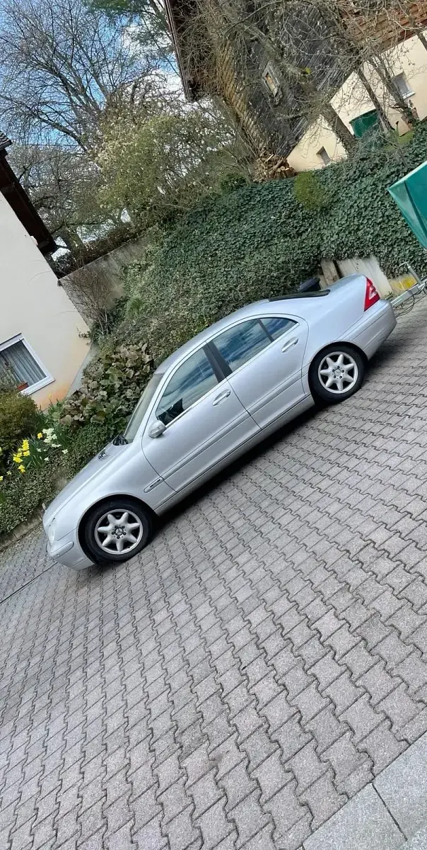 Gebraucht Mercedes C200 156 PS (114 kW) 2003 Limousine
