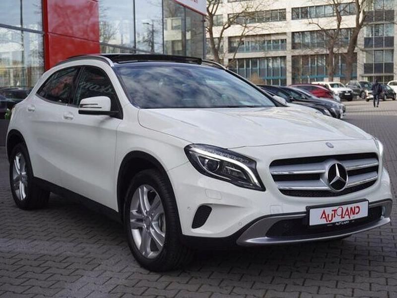 Gebraucht Mercedes GLA200 136 PS (100 kW) 2016 Weiß SUV