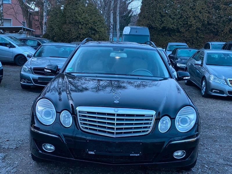 Gebraucht Mercedes E320 205 PS (150 kW) 2008 Schwarz Kombi