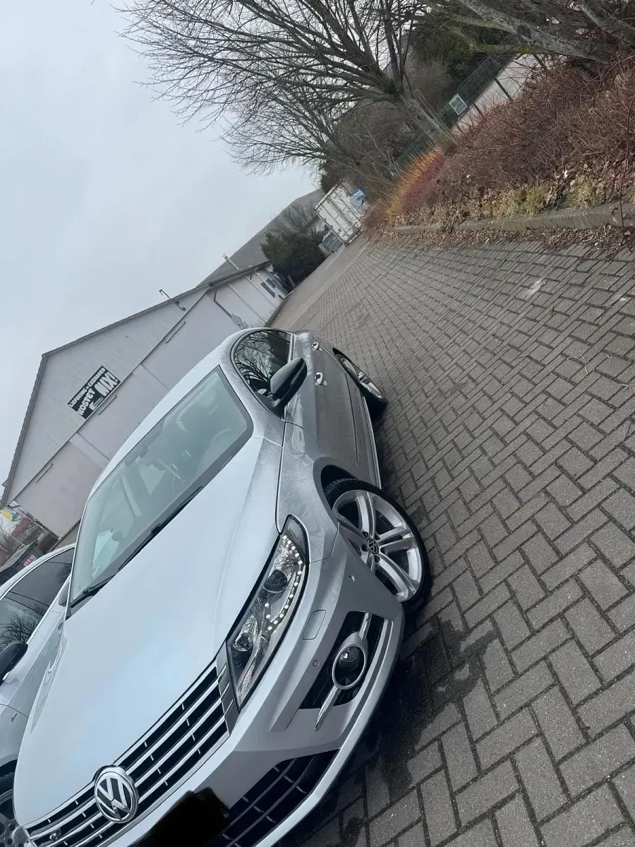 Gebraucht VW Passat 211 PS (155 kW) 2013 Grau Limousine