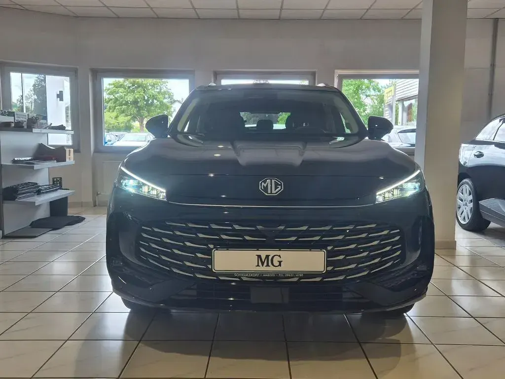 Neu MG HS Luxury 224 PS (164 kW) 2025 Schwarz (pebble black) SUV