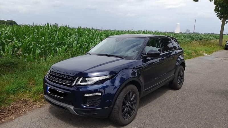 Blau Gebraucht 2019 Land Rover Range Rover evoque SE SUV | 21.900 € (Etwas zu teuer) - Bild 1/4