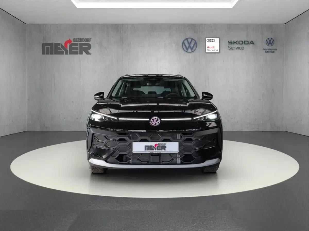 Neu VW T-Roc Style 150 PS (110 kW) 2026 Schwarz SUV
