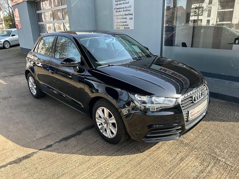 Gebraucht Audi A1 Sportback Attraction 90 PS (66 kW) 2013 Schwarz Kleinwagen