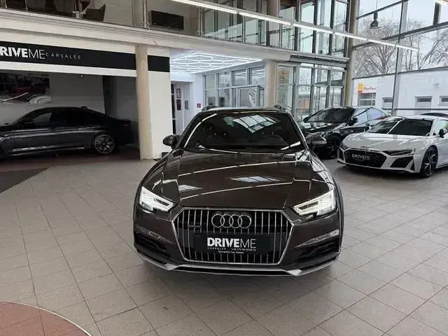 Gebraucht Audi A4 Allroad Basis 250 PS (183 kW) 2017 Braun Kombi