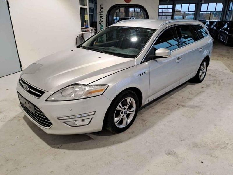 Silber Gebraucht 2013 Ford Mondeo Business Edition Kombi | 2.850 € (Fairer Preis) - Bild 1/4