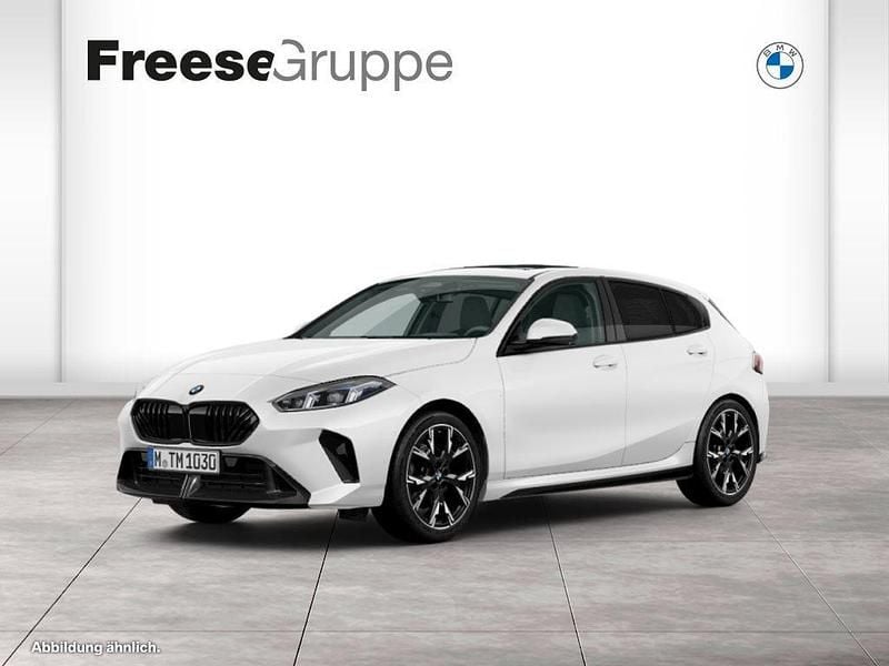 Weiß Neu 2025 BMW 120 Performance Kleinwagen | 51.740 € - Bild 1/4