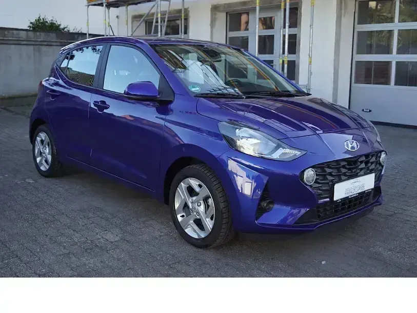 Gebraucht Hyundai i10 Trend 67 PS (49 kW) 2022 Blau Kleinwagen