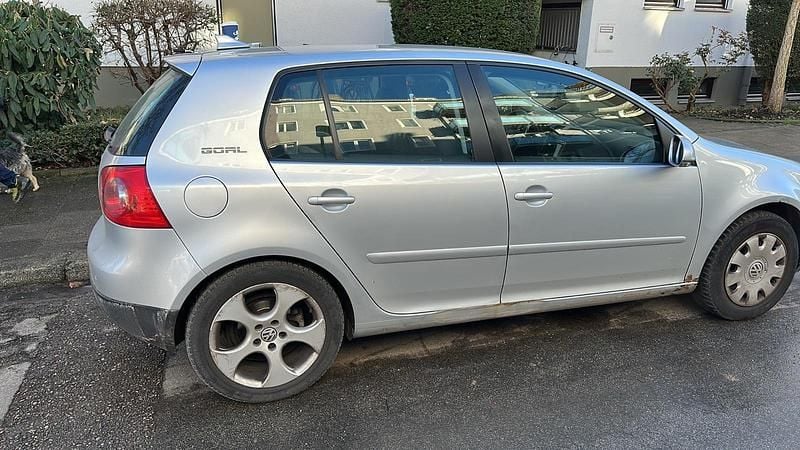Silber Gebraucht 2006 VW Golf V Kleinwagen | 1.500 € (Guter Preis) - Bild 1/4