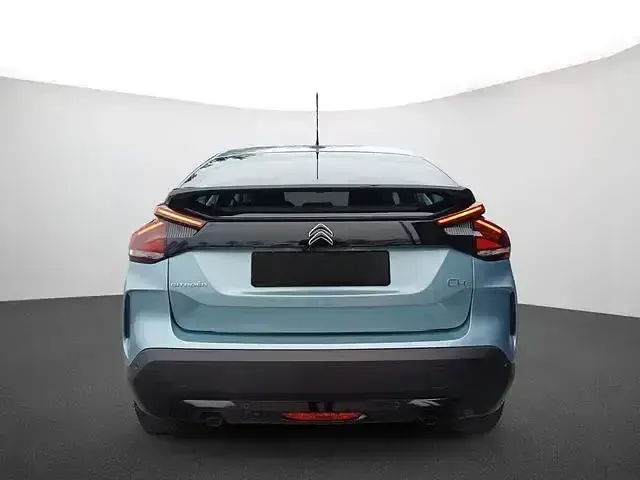Gebraucht Citroën C4 Feel 131 PS (96 kW) 2023 Lackierung olbia blau/typ aussenverkleidung metalliclackierung SUV