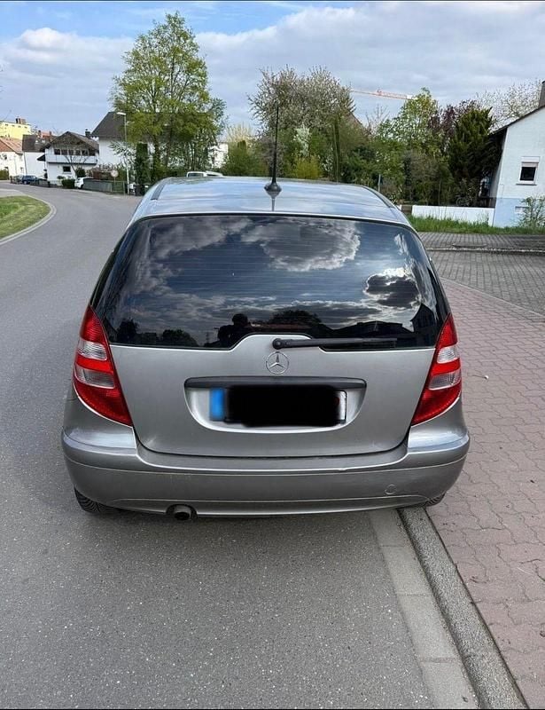 Gebraucht Mercedes A150 Elegance 95 PS (69 kW) 2005 Grau Kleinwagen