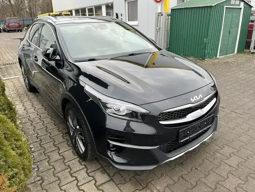 Gebraucht Kia XCeed Spirit 204 PS (150 kW) 2022 Zilinaschwarz metallic (metallic) SUV