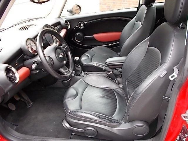 Gebraucht Mini Cooper D 111 PS (81 kW) 2012 Rot Kleinwagen