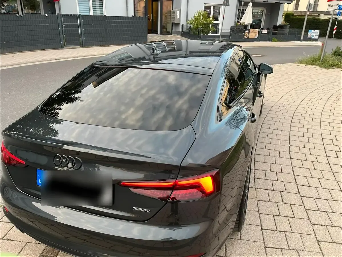 Gebraucht Audi A5 Design 190 PS (139 kW) 2018 Grau Coupé