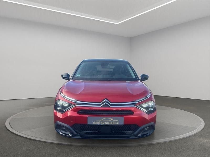 Gebraucht Citroën C4 Feel 131 PS (96 kW) 2023 Rot Limousine
