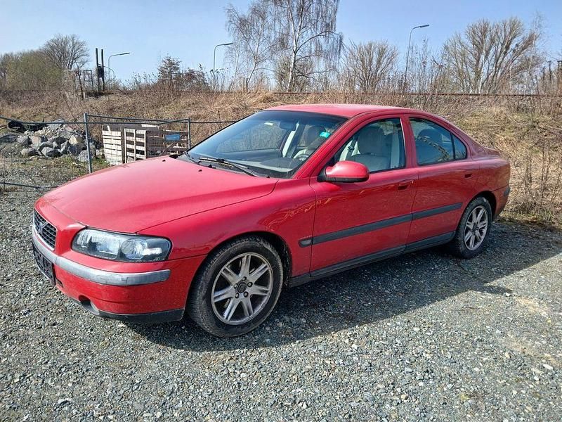 Gebraucht Volvo S60 163 PS (119 kW) 2002 Rot Limousine