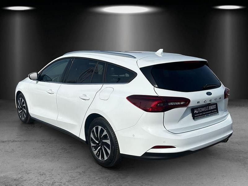 Nowe Ford Focus Titanium X 116 KM (85 kW) 2025 Biały Sedan/Limuzyna